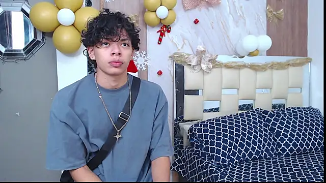 Snapshot of Harry_jhonsson chatting on 11.25.25 Harry jhonsson online show from 11.25.25