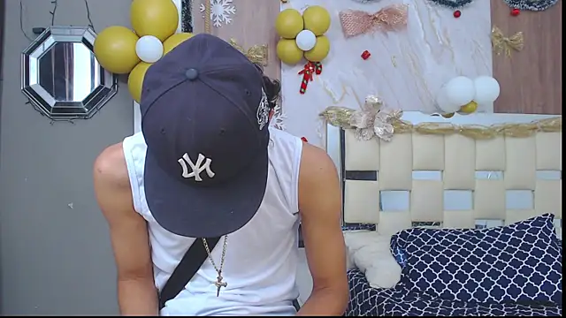 Snapshot of Harry_jhonsson chatting on 11.25.25 Harry jhonsson online show from 11.25.25