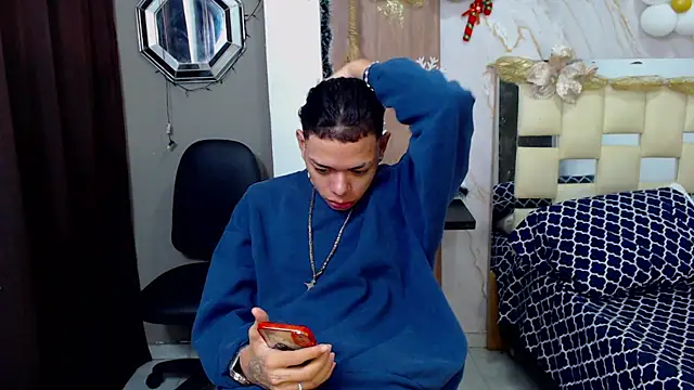 Snapshot of Harry_jhonsson chatting on 12.01.25 Harry jhonsson online show from 12.01.25