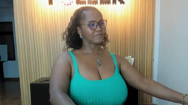 AliciaMiilf online show from 02.11.25