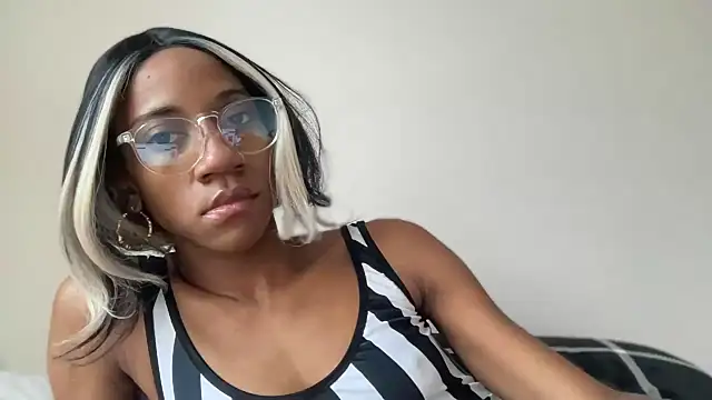 Snapshot of cutiesigh chatting on 10.04.25 cutiesigh online show from 10.04.25