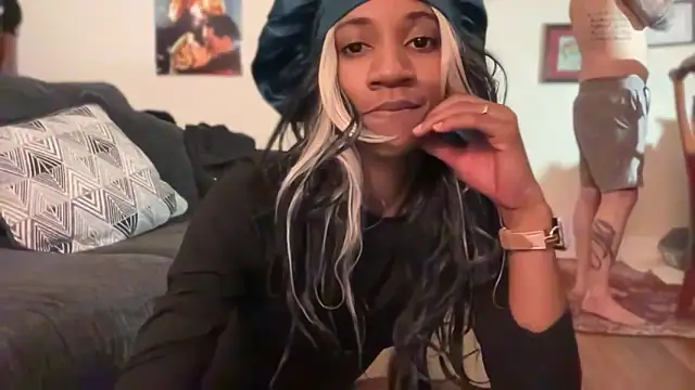 Snapshot of cutiesigh chatting on 10.08.25 cutiesigh online show from 10.08.25