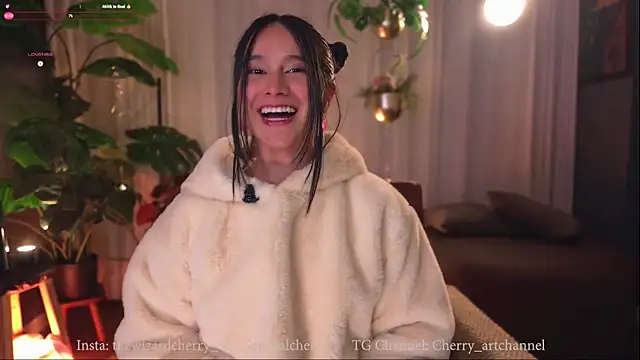 Miss beee online show from 11.21.25