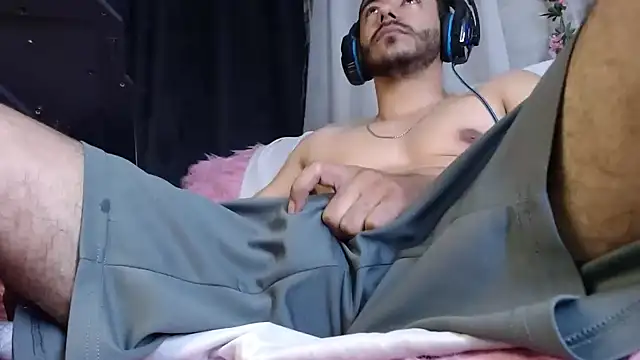 Tommhot online show from 01.06.25