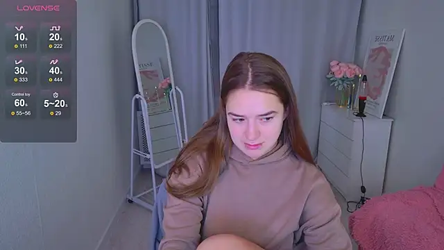 Snapshot of LovelyJessie chatting on 01.14.26 LovelyJessie online show from 01.14.26