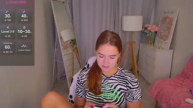LovelyJessie online show from 05.18.26