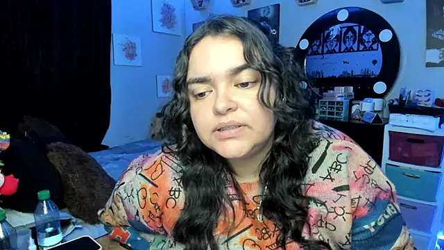 Snapshot of Luise_Meyrink chatting on 11.07.25 Luise Meyrink online show from 11.07.25