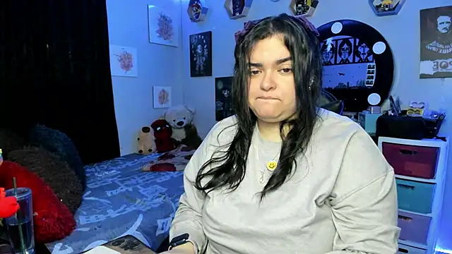 Snapshot of Luise_Meyrink chatting on 12.05.25 Luise Meyrink online show from 12.05.25