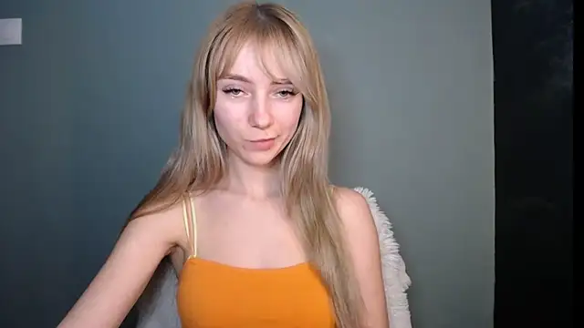 LuciaYoung online show from 02.07.26