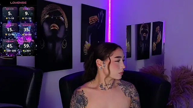  brenna hanson online show from 11.06.25