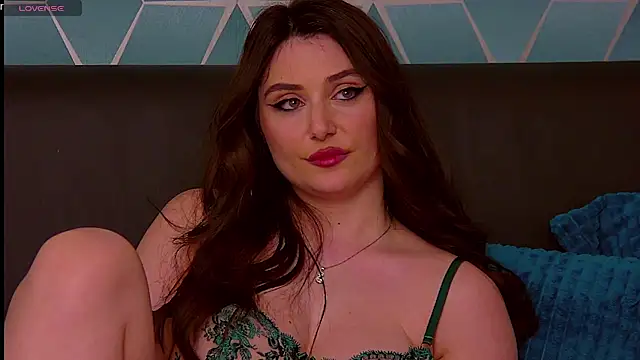 Snapshot of KassieWeins chatting on 03.14.25 KassieWeins online show from 03.14.25