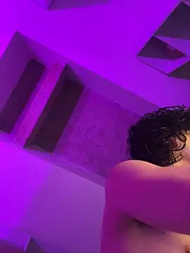 Snapshot of aangie__uwu chatting on 02.21.25 aangie  uwu online show from 02.21.25