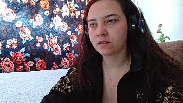 Cyndee Winter online show from 03.22.25