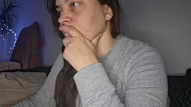 Cyndee Winter online show from 10.15.25