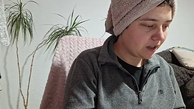 Cyndee Winter online show from 01.06.26