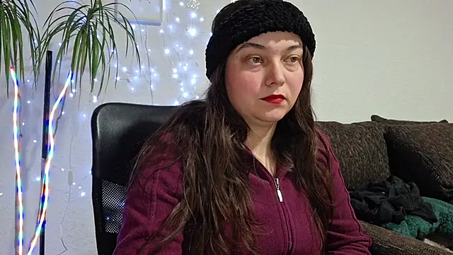 Cyndee Winter online show from 02.03.26