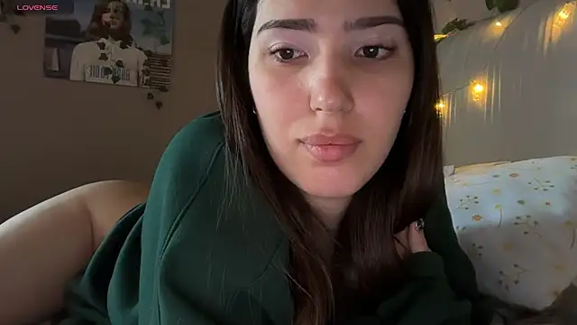 Snapshot of Anisawithlove chatting on 05.15.26 Anisawithlove online show from 05.15.26