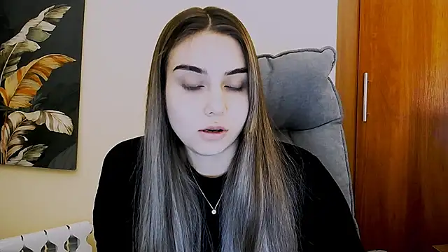 Lili magic online show from 03.07.25