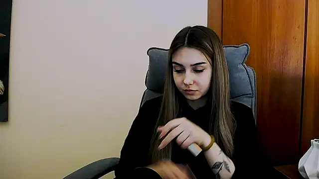 Lili magic online show from 03.20.25