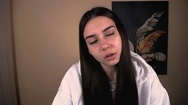 Lili magic online show from 10.23.25