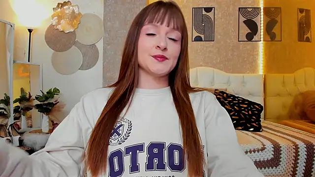 Snapshot of HalaanaTendeer chatting on 11.05.25 HalaanaTendeer online show from 11.05.25