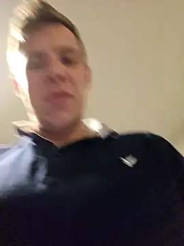 Snapshot of Daddyslegacy chatting on 11.15.25 Daddyslegacy online show from 11.15.25