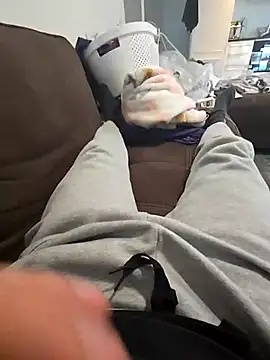 Snapshot of Daddyslegacy chatting on 12.17.25 Daddyslegacy online show from 12.17.25