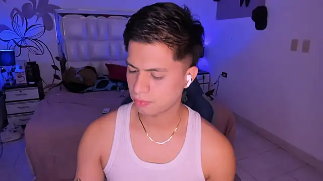 Snapshot of Niicky1_ chatting on 01.30.25 Niicky1 online show from 01.30.25