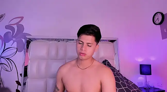 Snapshot of Niicky1_ chatting on 02.23.25 Niicky1 online show from 02.23.25