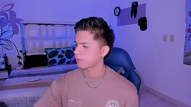 Snapshot of Niicky1_ chatting on 03.01.25 Niicky1 online show from 03.01.25