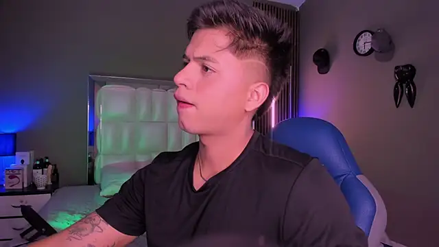 Snapshot of Niicky1_ chatting on 09.14.25 Niicky1 online show from 09.14.25