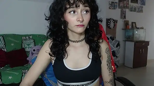 kitty22  online show from 12.13.24