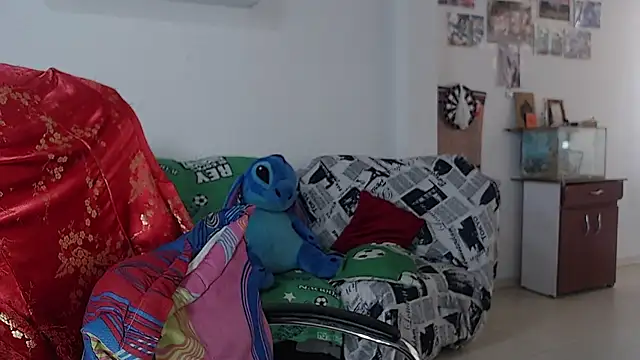 kitty22  online show from 12.14.24