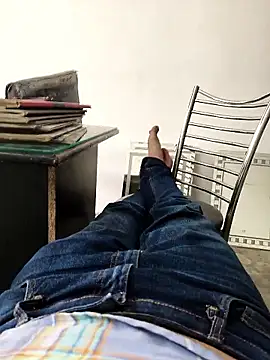 lund lol online show from 10.24.25