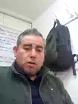 Snapshot of Manolete007x chatting on 10.02.25 Manolete007x online show from 10.02.25