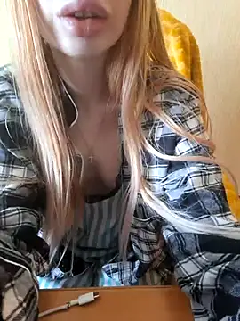 Elza kom online show from 02.15.26