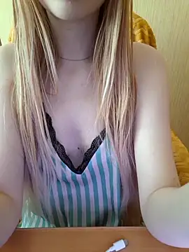 Elza kom online show from 02.17.26