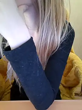 Elza kom online show from 03.29.26