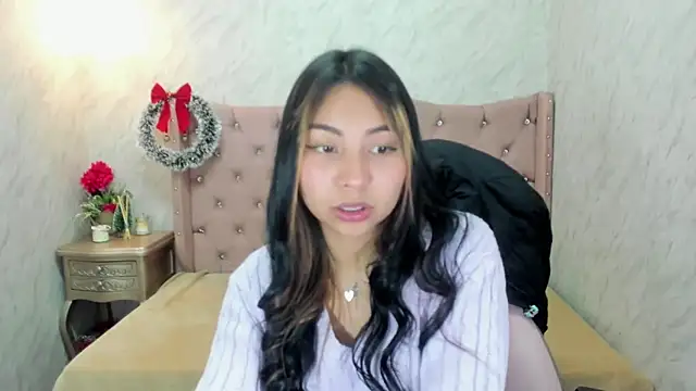 XSmaggiiee online show from 01.06.25