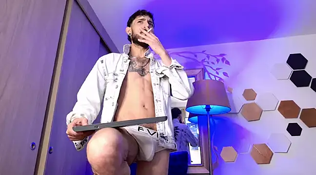 enzo herrera01 online show from 03.09.25