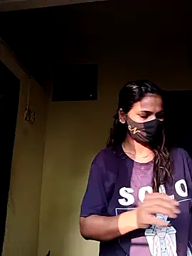 Snapshot of indianliza chatting on 12.20.24 indianliza online show from 12.20.24