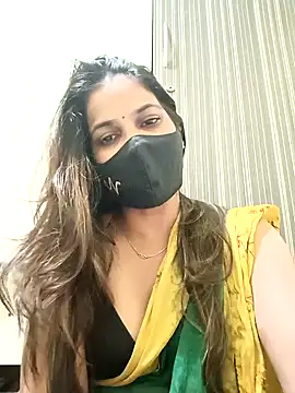 Snapshot of indianliza chatting on 12.22.24 indianliza online show from 12.22.24