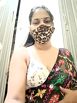 Snapshot of indianliza chatting on 12.31.24 indianliza online show from 12.31.24