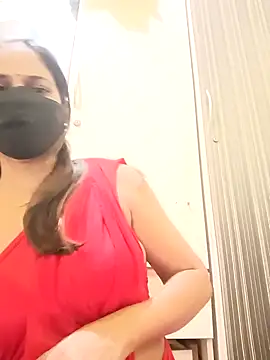 Snapshot of indianliza chatting on 02.11.25 indianliza online show from 02.11.25