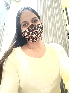 Snapshot of indianliza chatting on 02.22.25 indianliza online show from 02.22.25