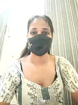 Snapshot of indianliza chatting on 03.08.25 indianliza online show from 03.08.25