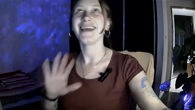 Snapshot of stupid_babybird chatting on 10.06.25 stupid babybird online show from 10.06.25