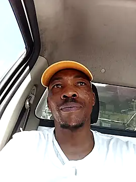 Snapshot of Ngamla123 chatting on 10.28.25 Ngamla123 online show from 10.28.25