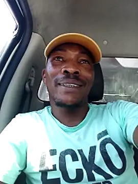 Snapshot of Ngamla123 chatting on 10.30.25 Ngamla123 online show from 10.30.25