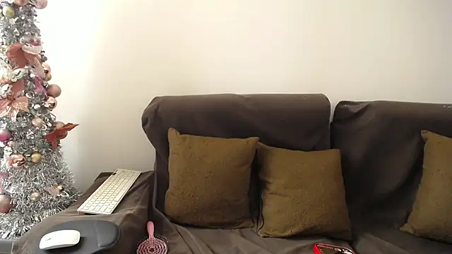 sara winehouse1 online show from 01.07.25